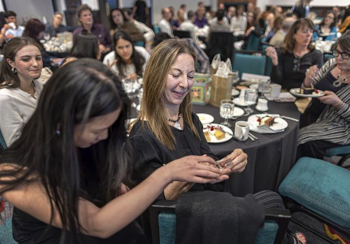 050125 jw super scholars 6.jpg