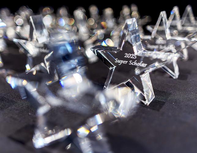 050125 jw super scholars 5.jpg